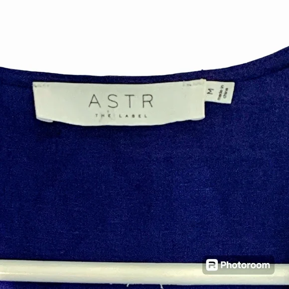 NWOT ASTR the label Euphoria Navy Linen wrap flutter midi dress, size Medium - Picture 7 of 12